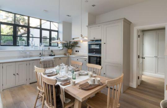 One Navy, Bath Apartman Kültér fotó
