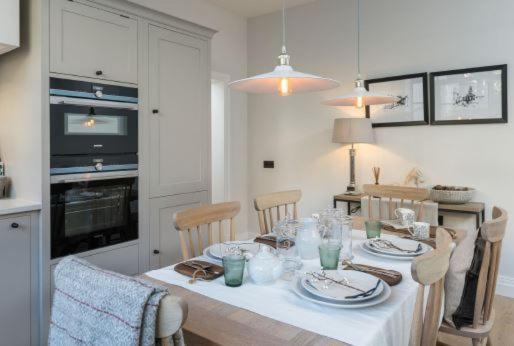 One Navy, Bath Apartman Kültér fotó