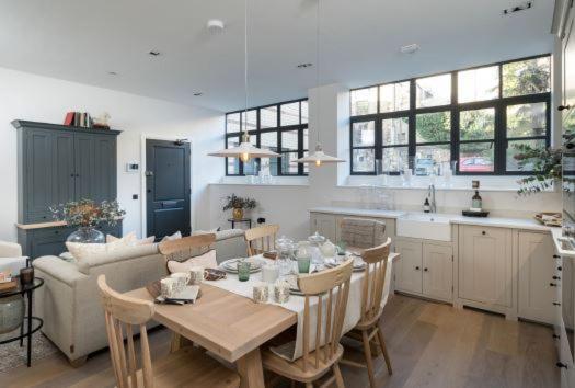 One Navy, Bath Apartman Kültér fotó