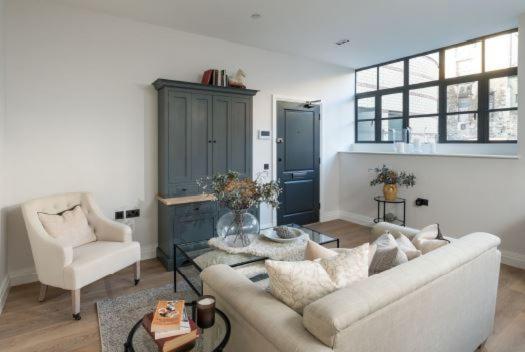 One Navy, Bath Apartman Kültér fotó